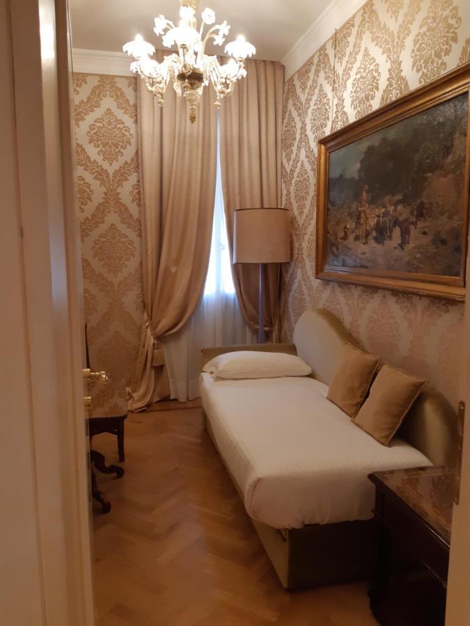 Ai Patrizi Di Venezia Apartment Bagian luar foto