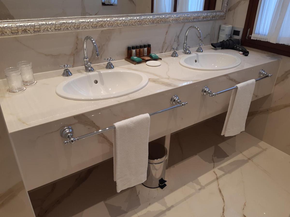 Ai Patrizi Di Venezia Apartment Bagian luar foto