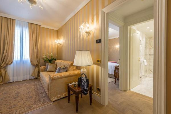 Ai Patrizi Di Venezia Apartment Bagian luar foto