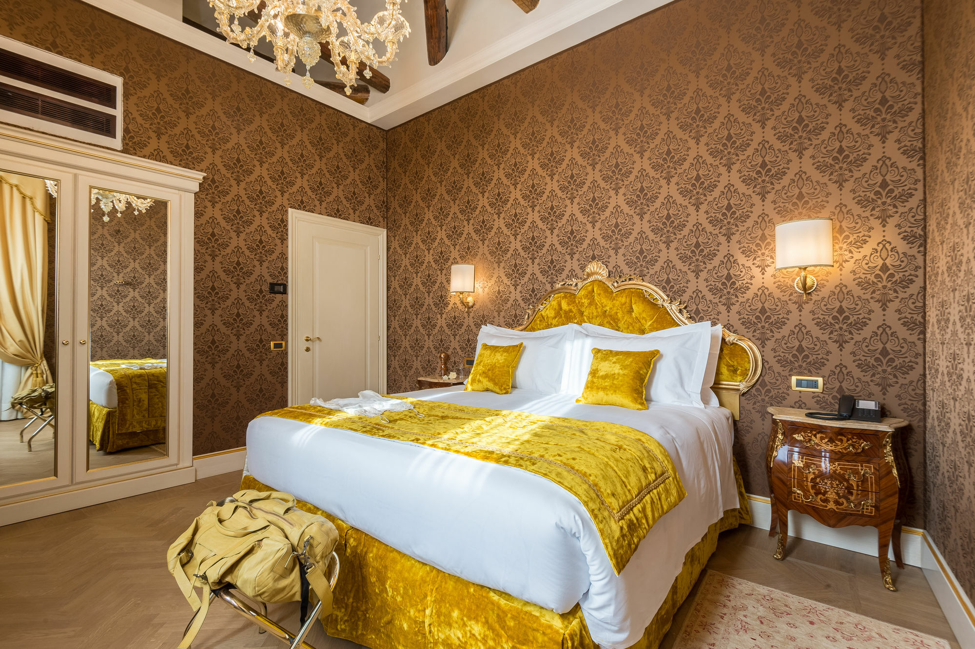 Ai Patrizi Di Venezia Apartment Bagian luar foto